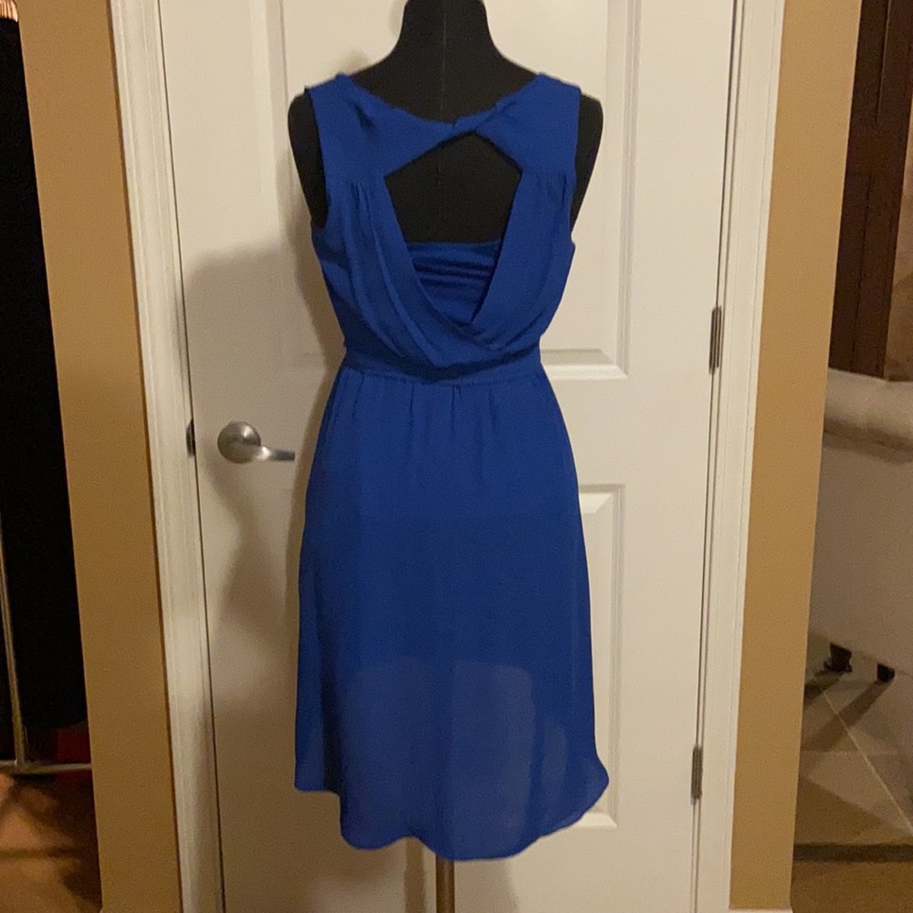 Express Dress - Picture 2 of 4